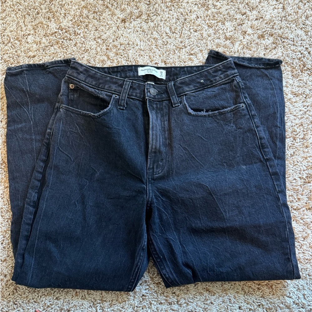 Abercrombie, Mom jeans